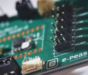 e-peas-microchip-aem-evaluation-board